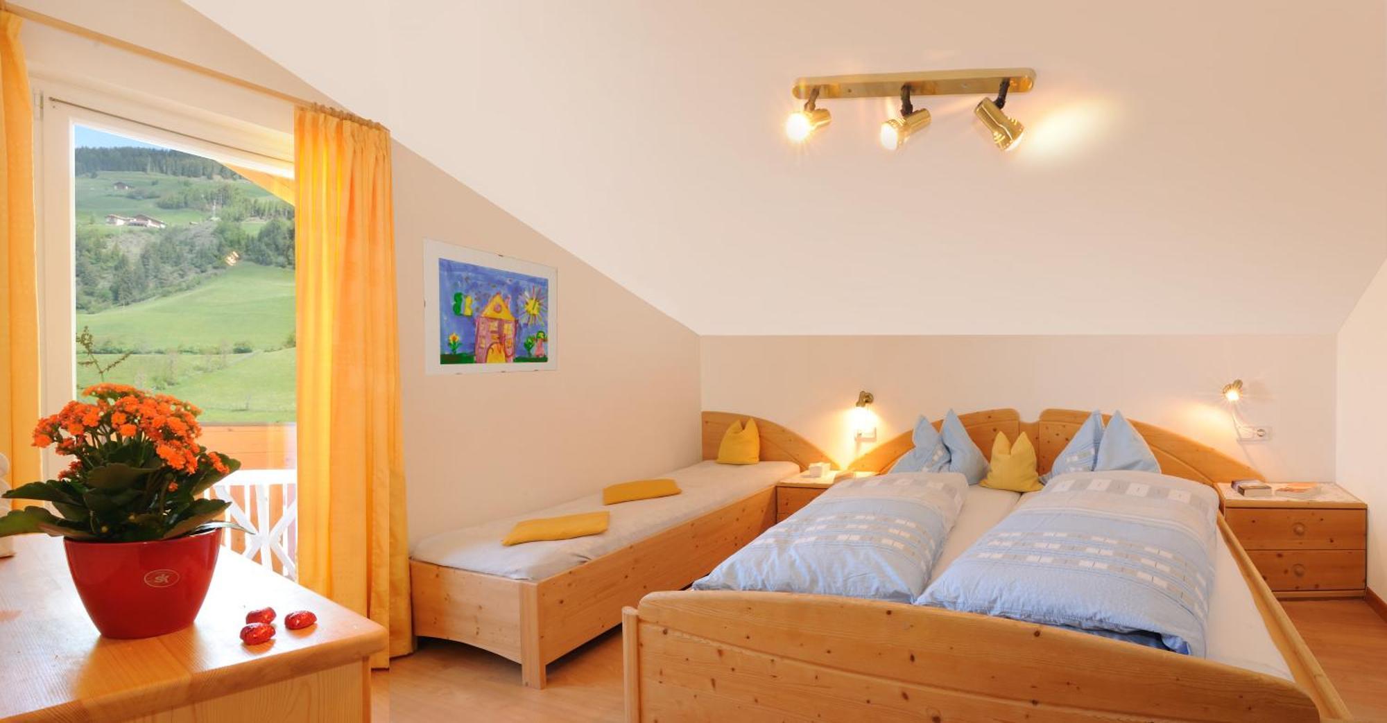 Apartament Haus Tannenburg Funes  Zewnętrze zdjęcie